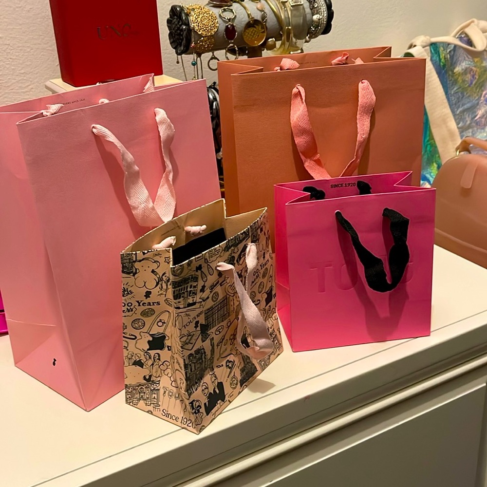Tous gift bags